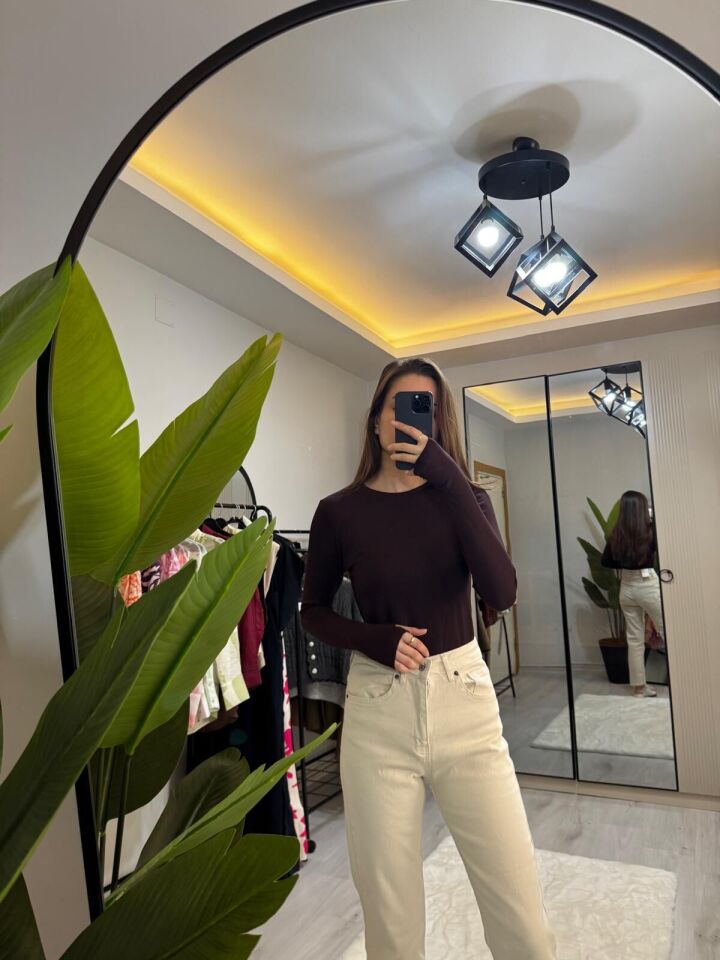 KAHVERENGİ PARMAK GEÇMELİ  BODY