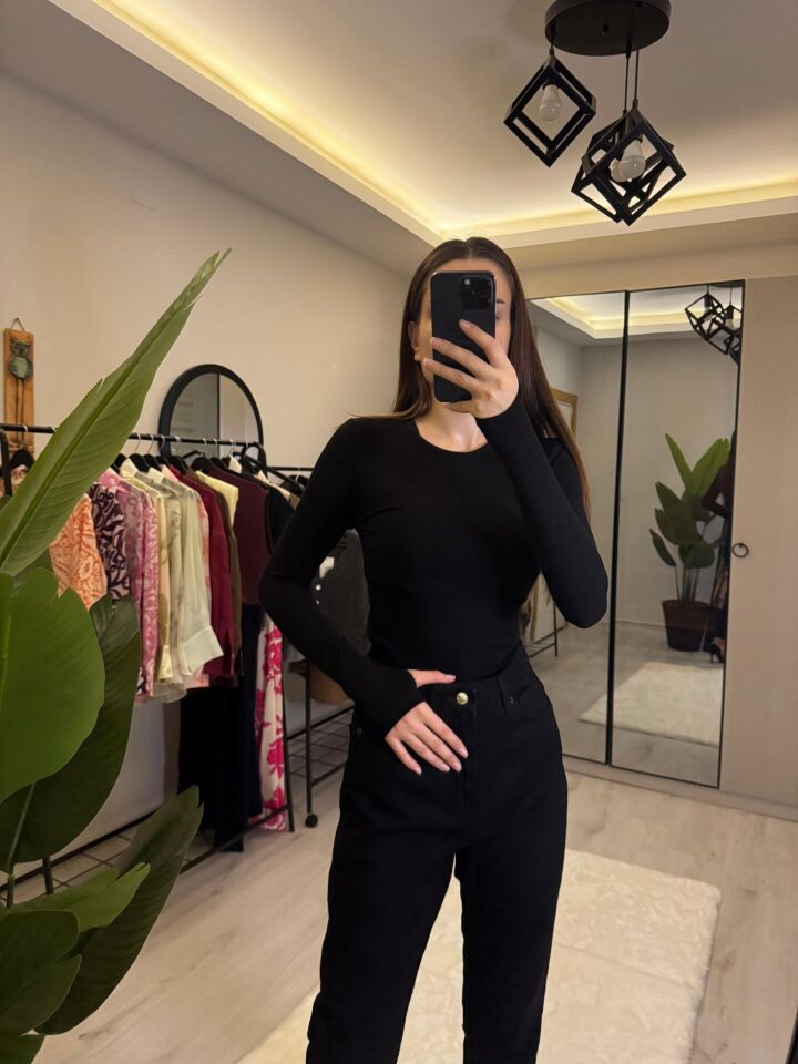 SİYAH PARMAK GEÇMELİ  BODY