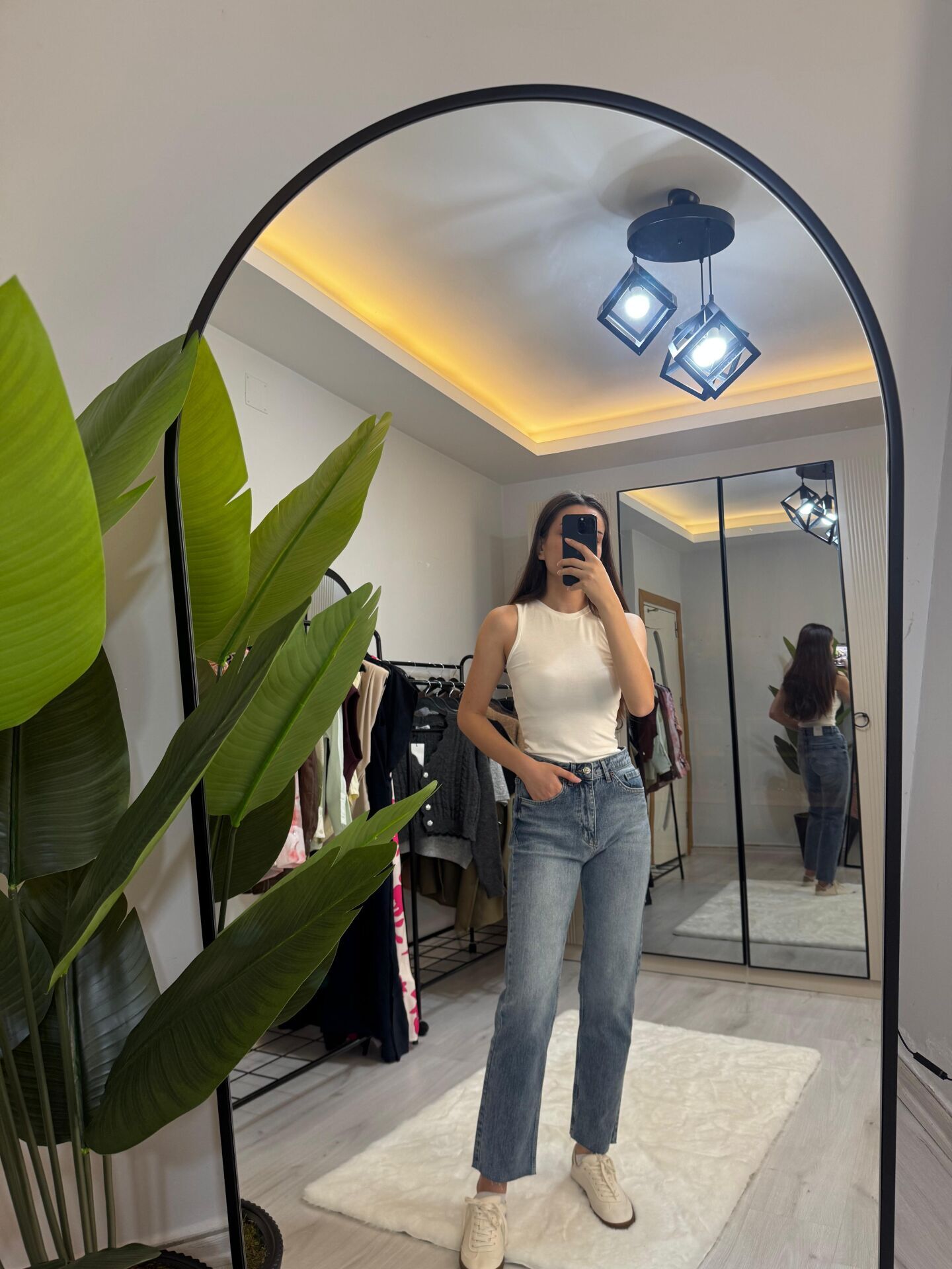 BUZ MAVİSİ KESİK PAÇA JEAN